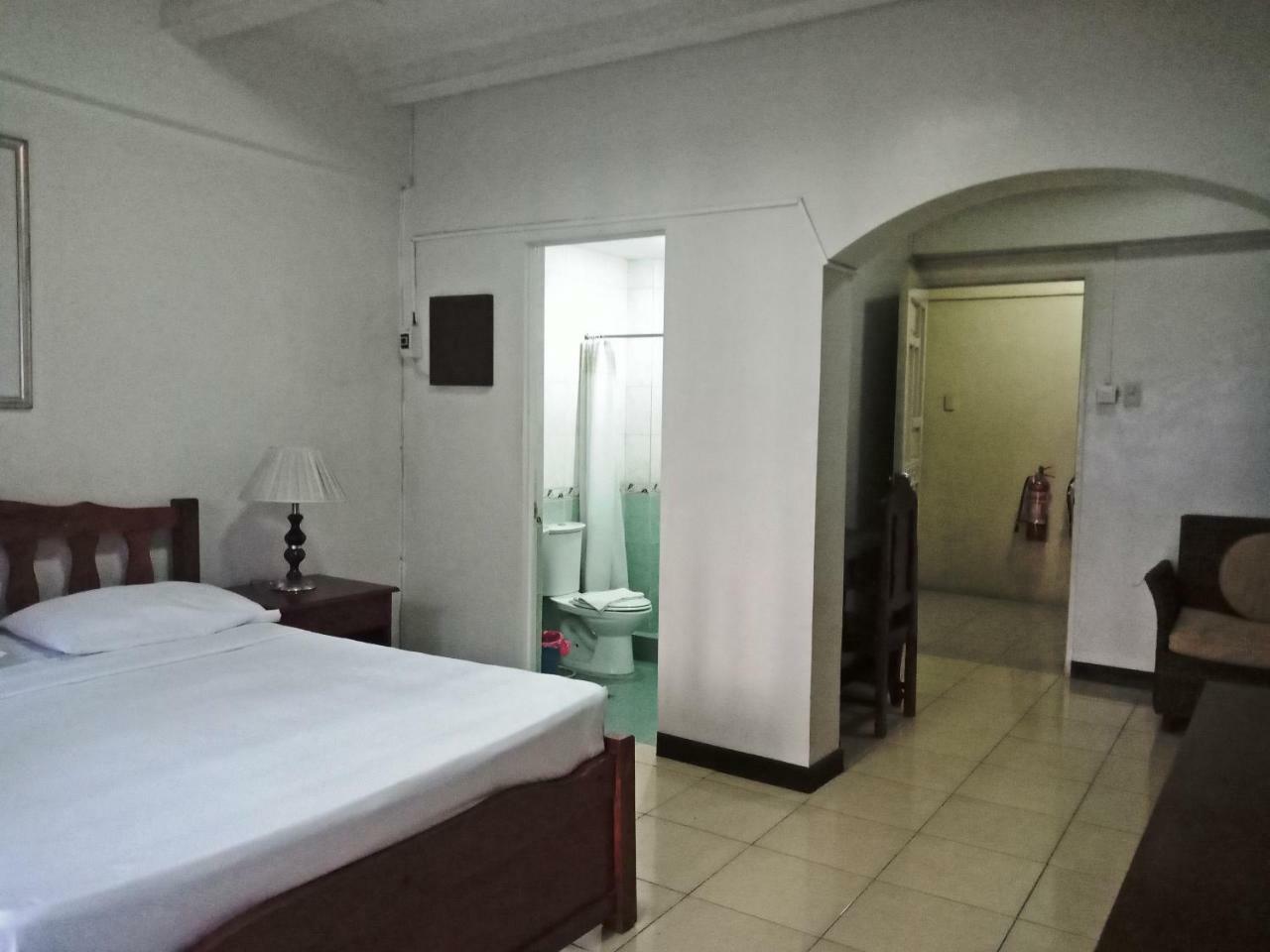 Casa Micarosa Hotel Manila Luaran gambar