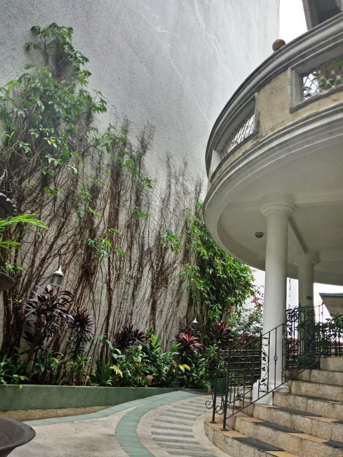 Casa Micarosa Hotel Manila Luaran gambar